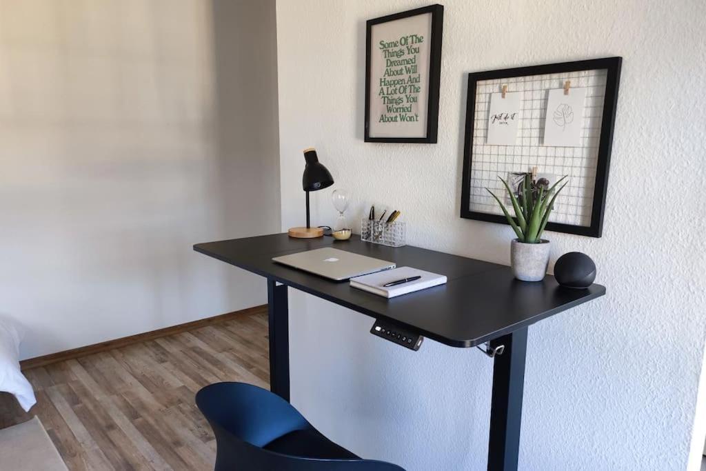 Apartment Designerwohnung In *