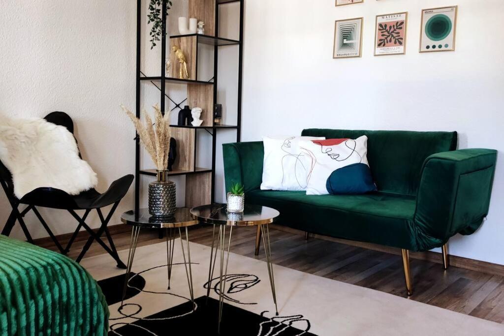 Apartment Designerwohnung In *
